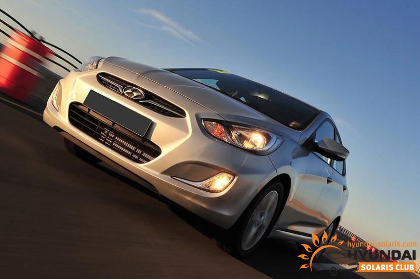 Hyundai Accent 2011 ( )