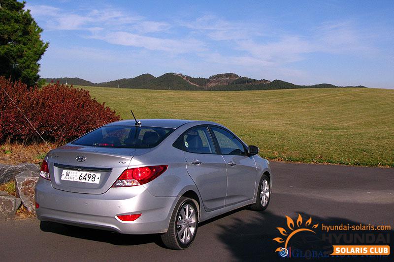 Hyundai Accent 2011 ( )