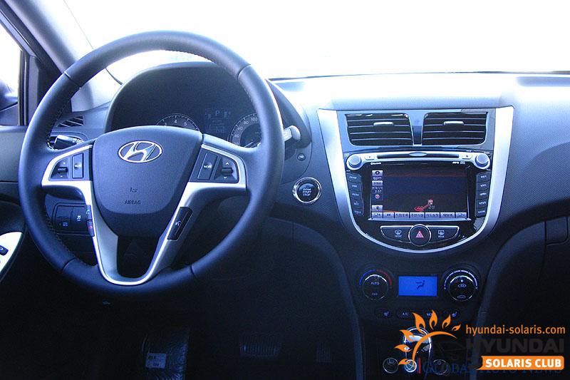 Hyundai Accent 2011 ( )