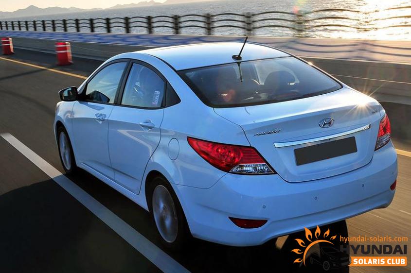 Hyundai Accent 2011 ( )