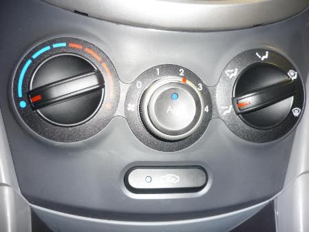 Панель управления кондиционером Hyundai Solaris